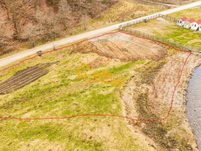 Barsa Fierului, teren ideal constructie casa de vacanta, cabane, casute tip A