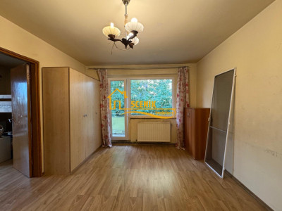 Calea Bucuresti, zona piata Astra, apart cu 3 camere, renovabil!