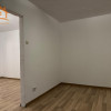 Apartament cu 3 camere semidecomandat, doua balcoane, zona piata Astra thumb 6