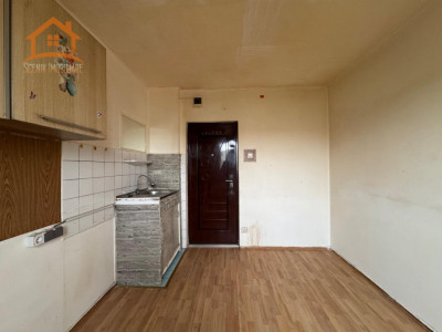 Cartier Florilor, Aleea Violetelor, garsoniera cu baie separata pe etaj