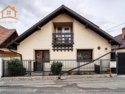 Rasnov, proprietate superba, rezidential si afacere la cheie - regim hotelier