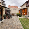 Rasnov, proprietate superba, rezidential si afacere la cheie - regim hotelier thumb 3